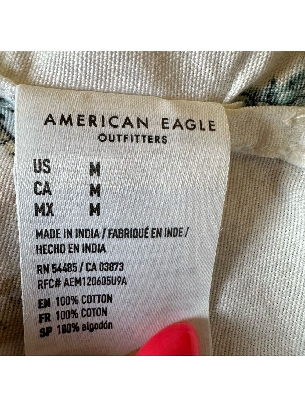 American Eagle Tropical Beach Flamingo Print White Short Sleeve Button Down M - Picture 6 of 7